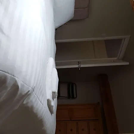 The Lodge Harrogate Pensionat