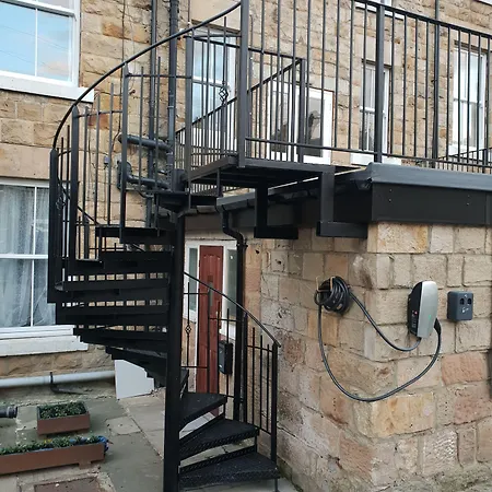 The Lodge Harrogate 4*