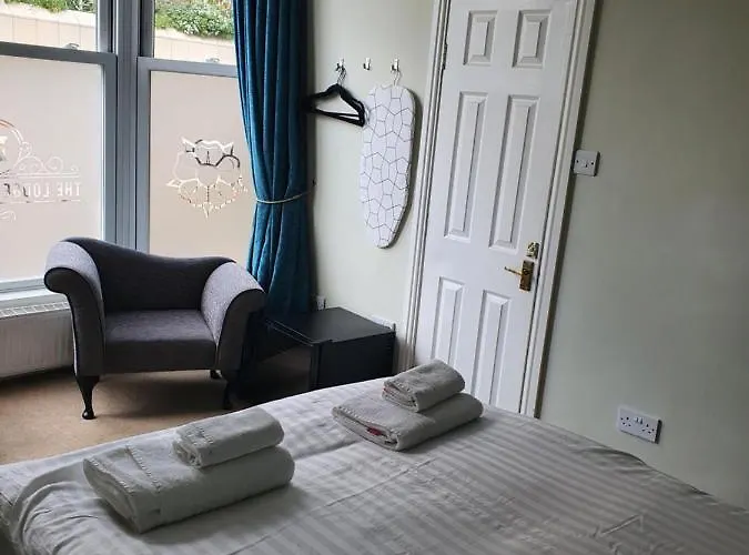The Lodge Harrogate Guest house 4*