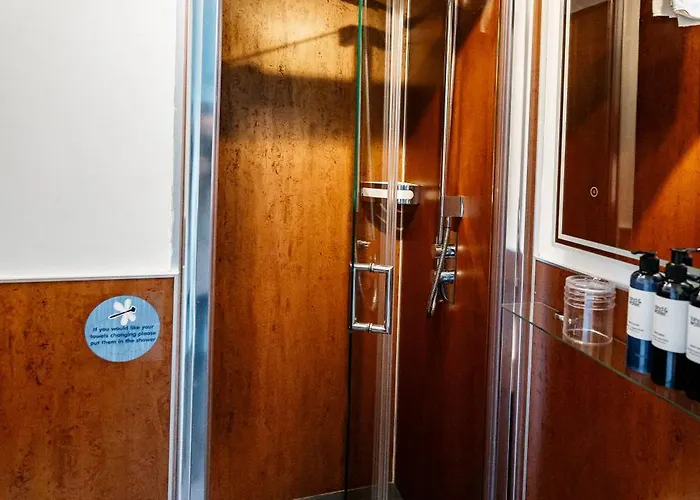 The Lodge Harrogate Guest house 4*