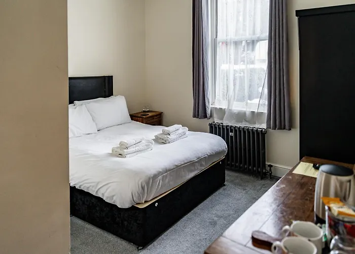 Guest house The Lodge Harrogate Harrogate