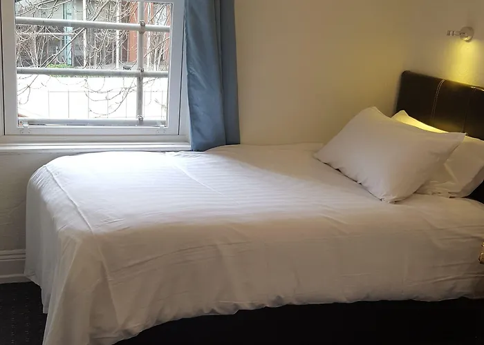 Guest house The Lodge Harrogate 4*