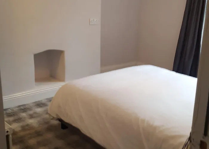 Guest house The Lodge Harrogate