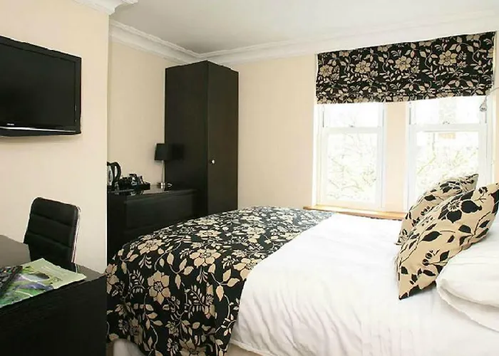 The Lodge Harrogate Harrogate