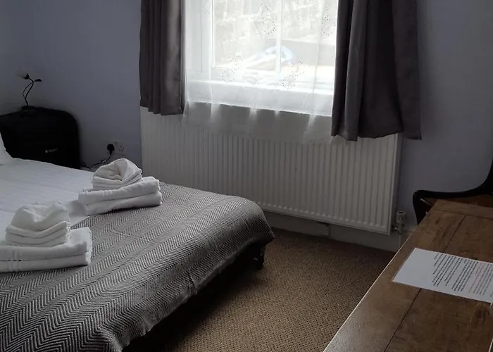 The Lodge Harrogate Guest house 4*