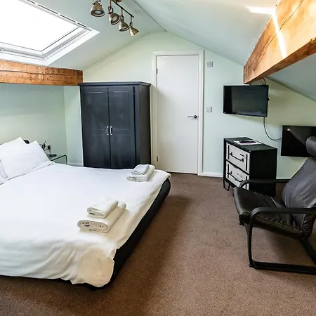 Guest house The Lodge Harrogate