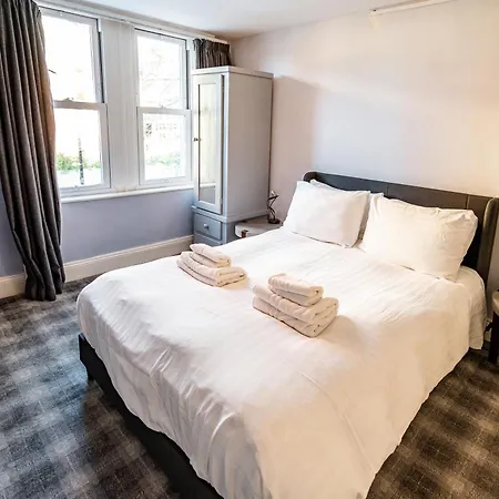 The Гостевой дом Харрогейт