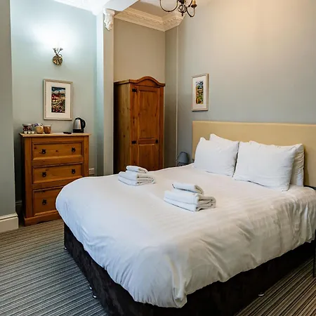 The Lodge Harrogate Harrogate