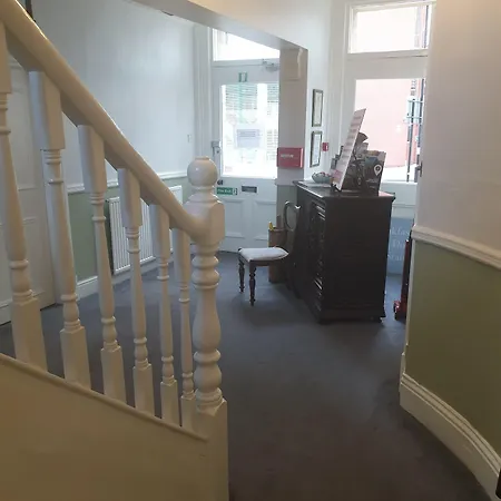 Гостевой дом The Харрогейт