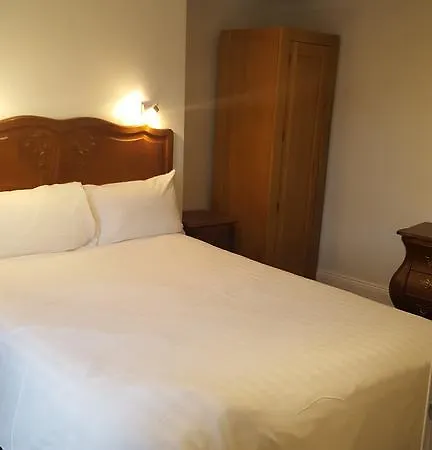 The Lodge Harrogate Guest house