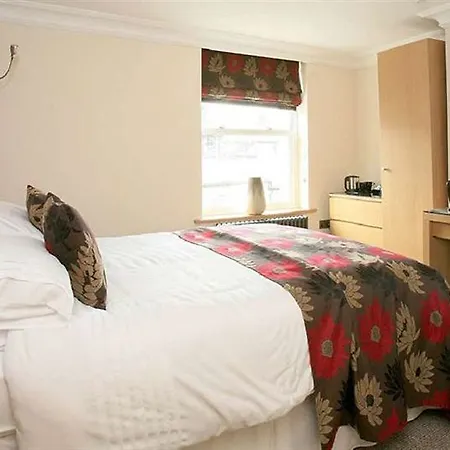 The Lodge Harrogate Harrogate
