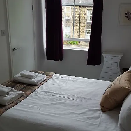 Guest house The Lodge Harrogate